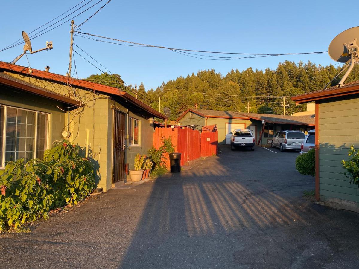 Johnston'S Motel Garberville Eksteriør billede